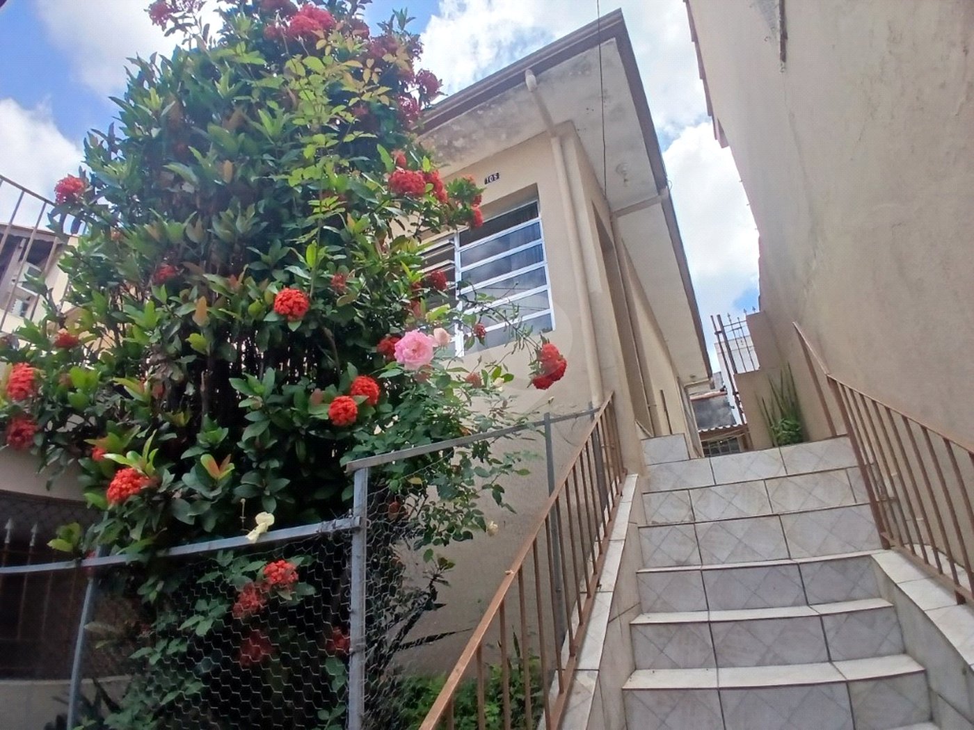Sobrado à venda com 2 quartos em Vila Mazzei, São Paulo, SP