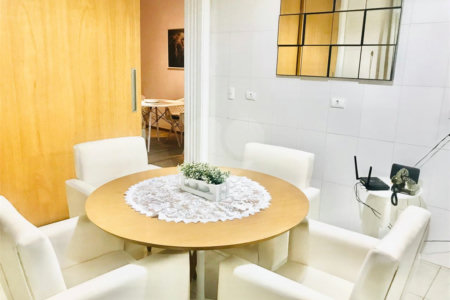 Casa à venda com 3 quartos, sendo 1 suíte, no condomínio Residencial Patrimônio do Carmo, São Roque - SP