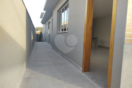 Casa Térrea à venda com 3 suítes em Jardim do Lago, Atibaia, SP