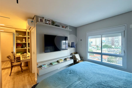 Apartamento à venda com 3 suítes em Vila Romana, São Paulo, SP