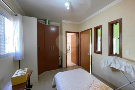 Casa à venda com 3 quartos, sendo 2 suítes,  em Jardim Santa Bárbara, Sorocaba, SP