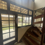Casa à venda com 5 quartos, sendo 3 suítes, no condomínio Recanto das Palmeiras, Rio de Janeiro - RJ