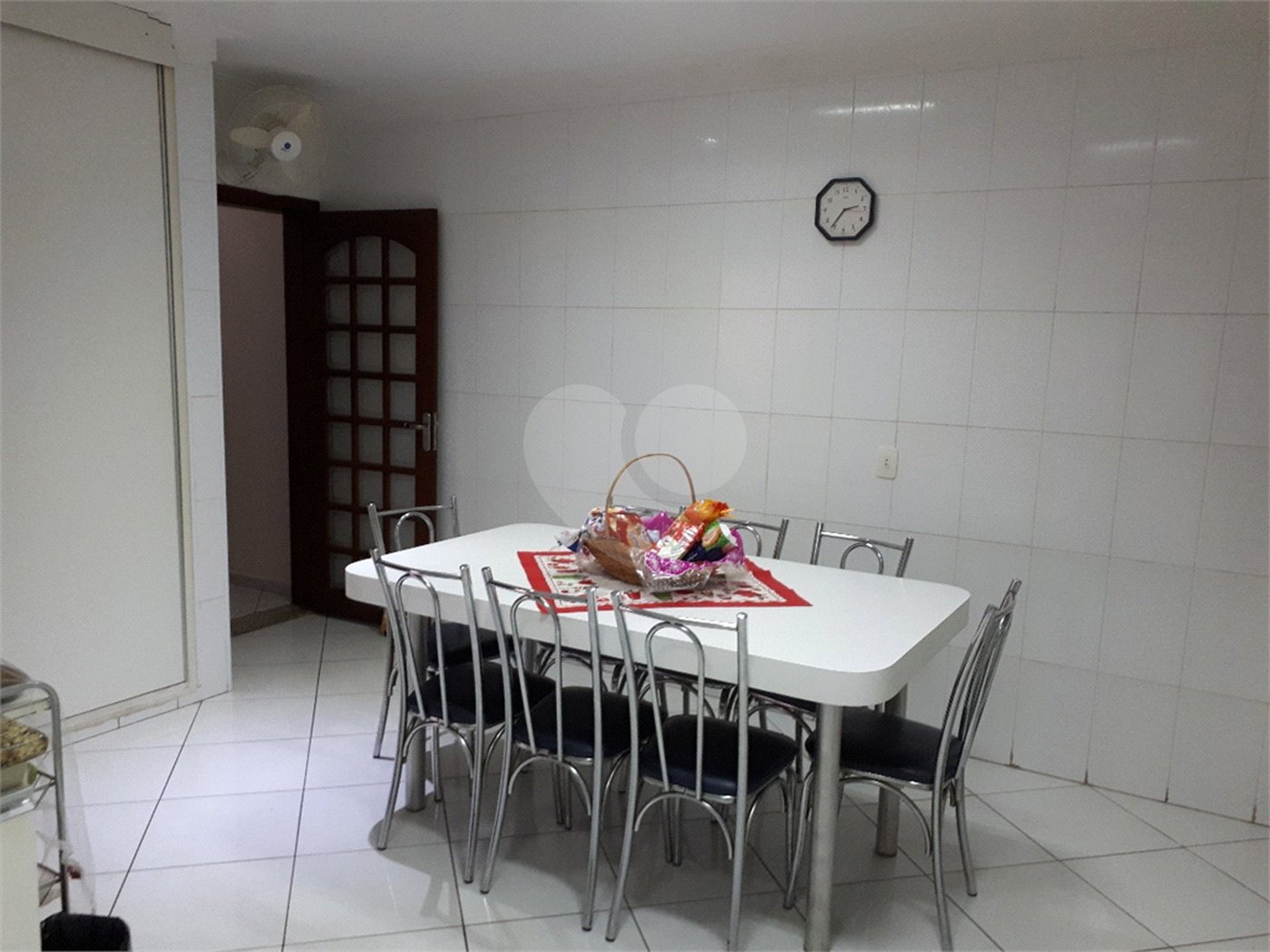 Casa à venda ou para alugar com 3 quartos, sendo 1 suíte, em Horto, São Paulo, SP