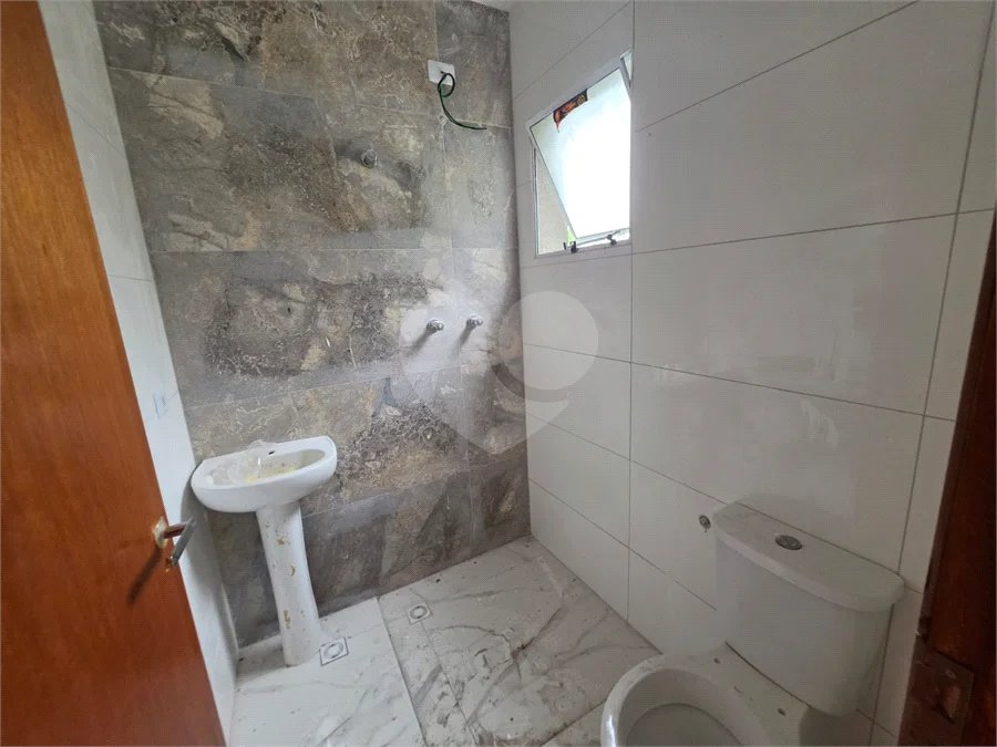 Sobrado à venda com 2 quartos, sendo 1 suíte, em Vila Clarice, São Paulo, SP