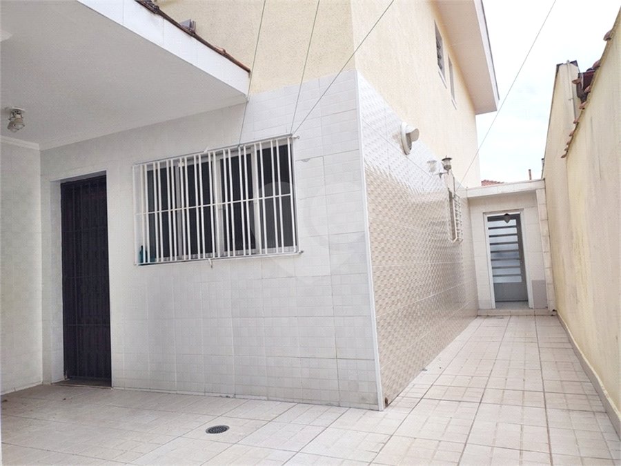 Sobrado à venda com 2 quartos em Parque Vitória, São Paulo, SP