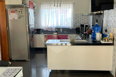Casa à venda com 4 suítes no condomínio Aruã Lagos, Mogi das Cruzes - SP