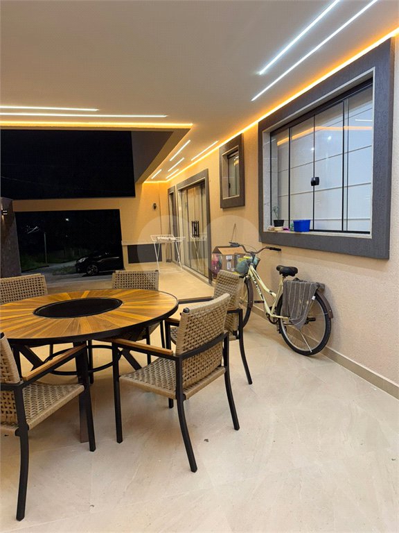 Duplex à venda com 2 quartos, sendo 1 suíte, em Campo Grande, Rio de Janeiro, RJ