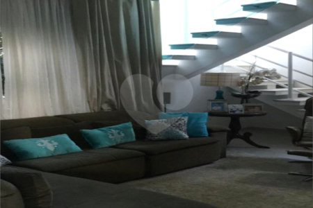 Casa à venda com 3 suítes no condomínio Jardim Vila Paradiso, Indaiatuba - SP