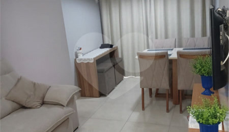 Apartamento à venda com 2 quartos, sendo 1 suíte,  em Jardim Flor da Montanha, Guarulhos, SP