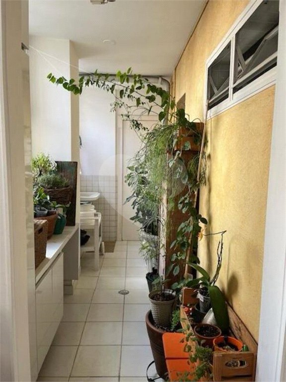 Apartamento à venda ou para alugar com 1 suíte em Jardim Europa, São Paulo, SP