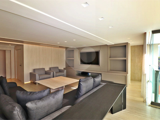 Apartamento à venda com 4 suítes em Santana, São Paulo, SP