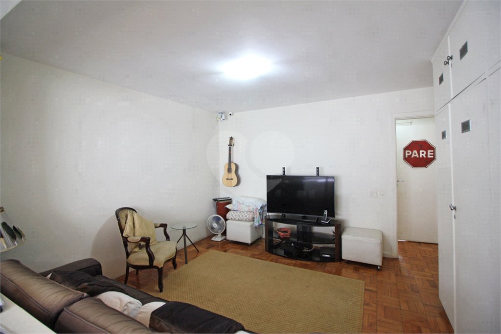 Sobrado à venda com 3 quartos, sendo 1 suíte, em Butantã, São Paulo, SP