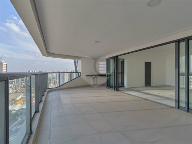 Apartamento à venda com 4 suítes em Chácara Santo Antônio, São Paulo, SP
