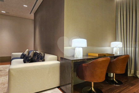 Apartamento à venda com 4 suítes em Cidade Jardim, São Paulo, SP