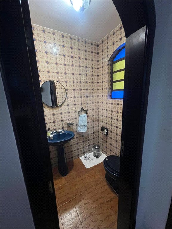 Casa à venda com 5 quartos, sendo 4 suítes, em Parque Maria Helena, São Paulo, SP