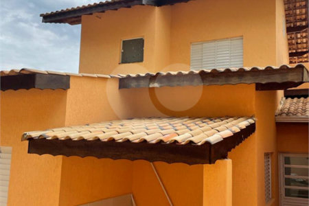 Casa à venda com 3 quartos, sendo 1 suíte, no condomínio Mirante da Mantiqueira, Mairiporã - SP