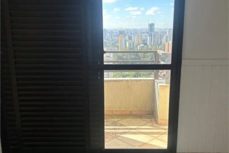 Cobertura à venda com 3 quartos, sendo 1 suíte, em Vila Andrade, São Paulo, SP