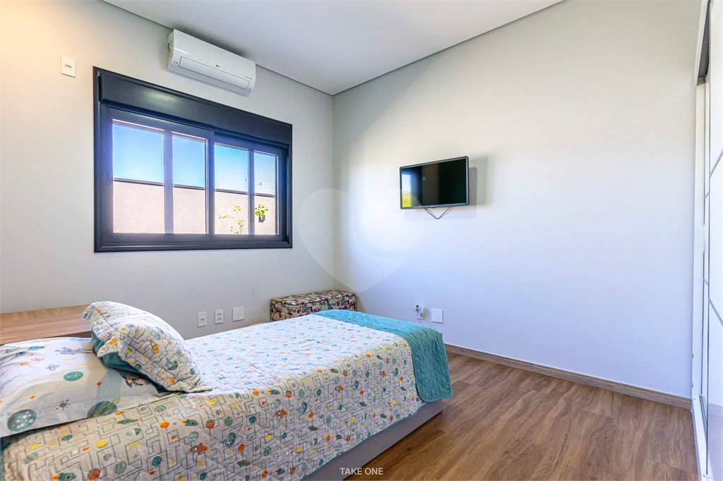 Casa à venda com 4 suítes no condomínio Residencial dos Lagos, Itupeva - SP
