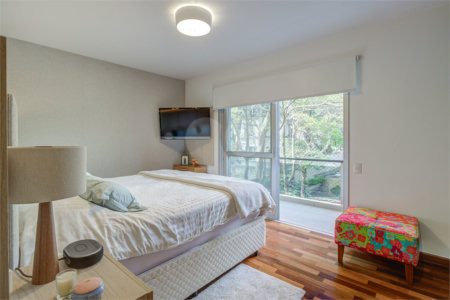 Apartamento à venda com 4 quartos, sendo 1 suíte, em Alto da Boa Vista, São Paulo, SP