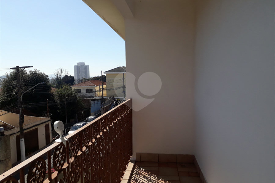 Sobrado à venda com 4 quartos, sendo 1 suíte, em Vila Constança, São Paulo, SP