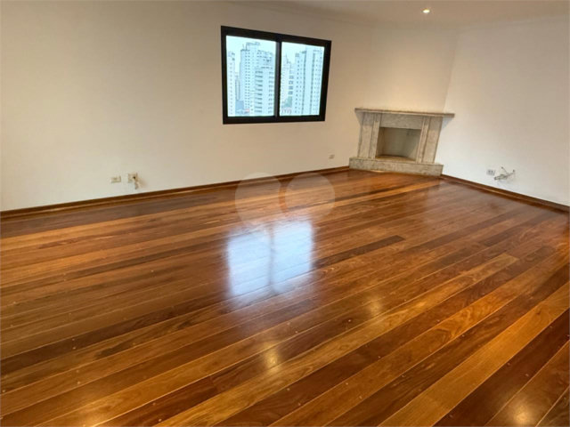 Apartamento à venda com 4 suítes em Santana, São Paulo, SP
