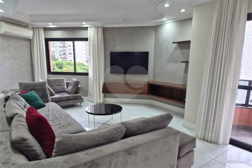 Apartamento à venda ou para alugar com 2 suítes em Santana, São Paulo, SP