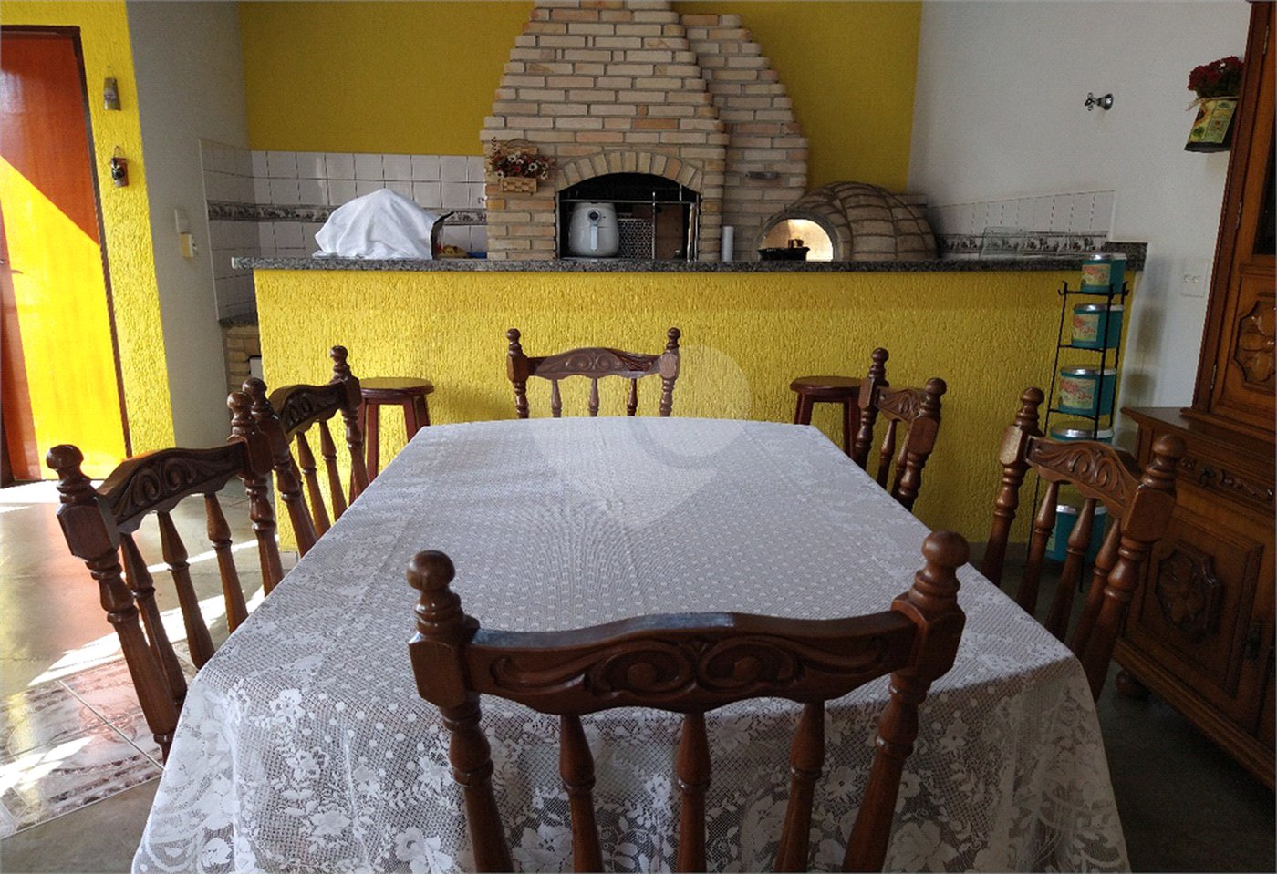 Sobrado à venda com 3 quartos, sendo 2 suítes, em Jardim Hubert, Indaiatuba, SP