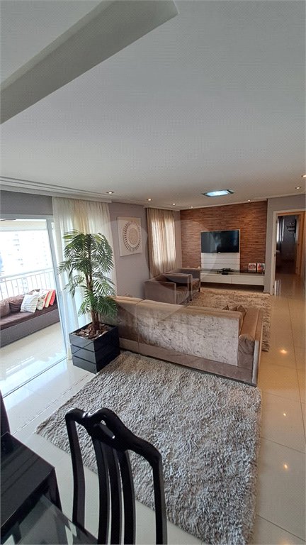 Apartamento à venda com 3 quartos, sendo 1 suíte,  no Centro, São Bernardo do Campo, SP