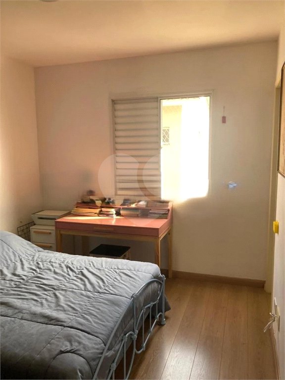 Casa à venda com 3 quartos, sendo 1 suíte, no condomínio Villa Sorrentina, São Paulo - SP