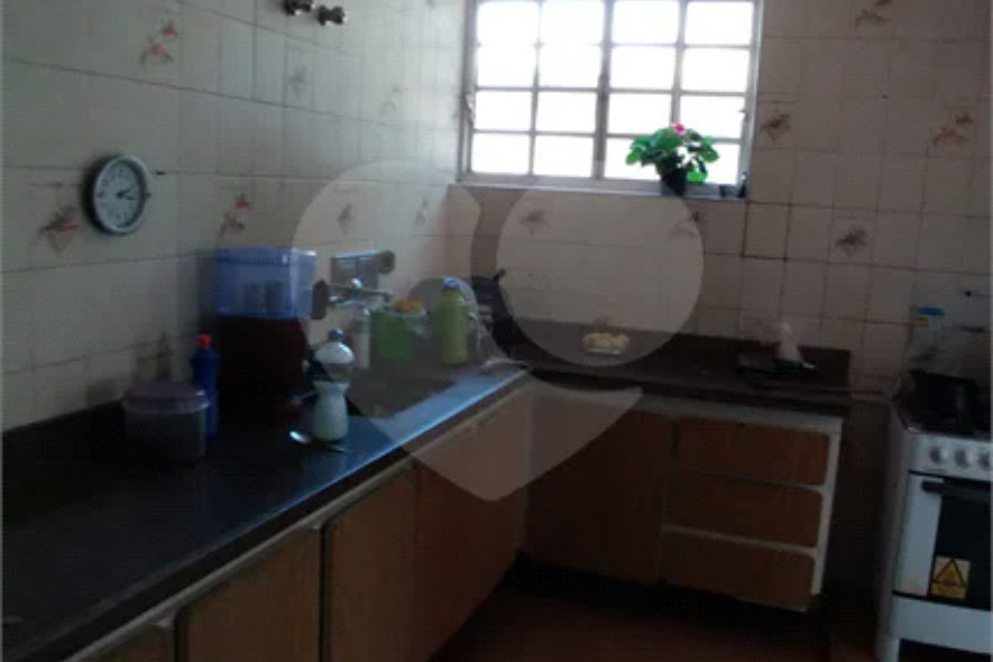 Casa à venda com 5 quartos, sendo 3 suítes, em Perdizes, São Paulo, SP