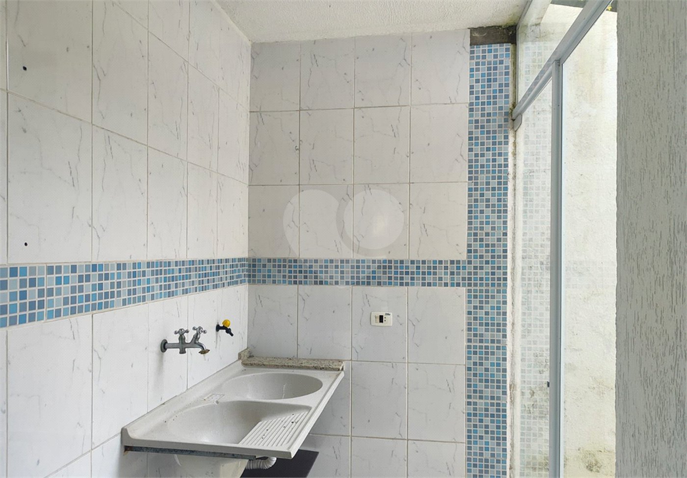 Casa à venda com 3 quartos, sendo 1 suíte, no condomínio Clube Florada Suzano, Suzano - SP