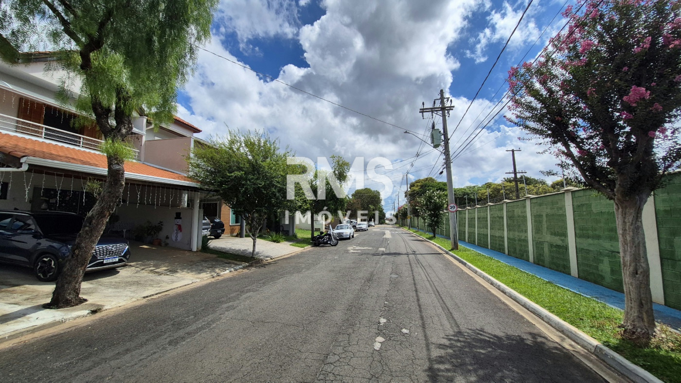 Casa à venda com 3 suítes no condomínio Granja Olga II, Sorocaba - SP