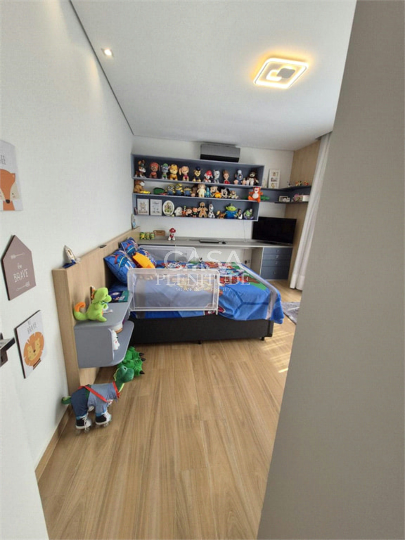 Casa em condomínio à venda com 4 quartos, sendo 3 suítes, em Iporanga, Sorocaba, SP
