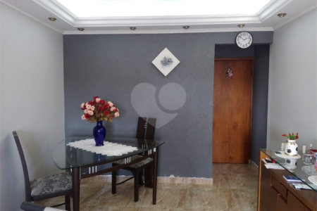 Apartamento à venda com 3 quartos, sendo 1 suíte,  em Vila Gustavo, São Paulo, SP