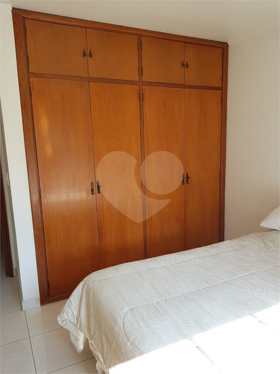 Sobrado à venda com 3 quartos, sendo 1 suíte,  em Jardim Olympia, São Paulo, SP