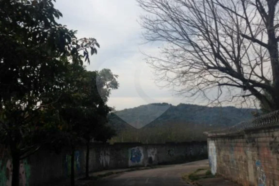 Loteamento à venda no condomínio xxxx, São Paulo - SP