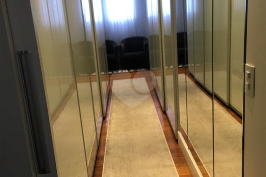 Apartamento para venda Alto de Santana com 220 m² de área primativa.