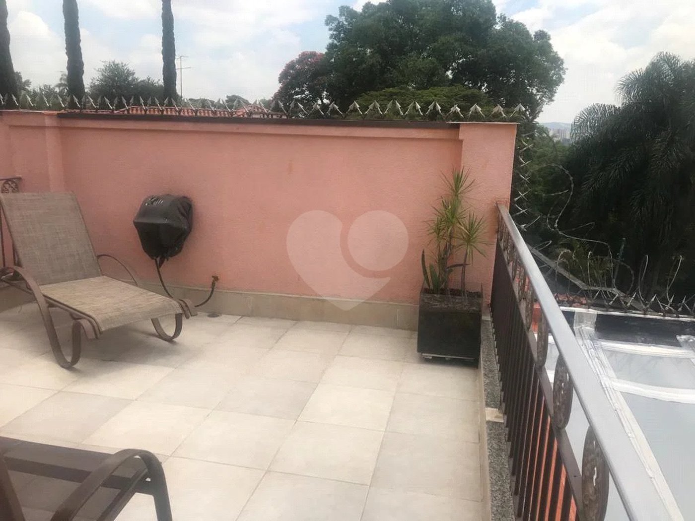 Casa à venda com 5 quartos, sendo 3 suítes, em Alto da Lapa, São Paulo, SP