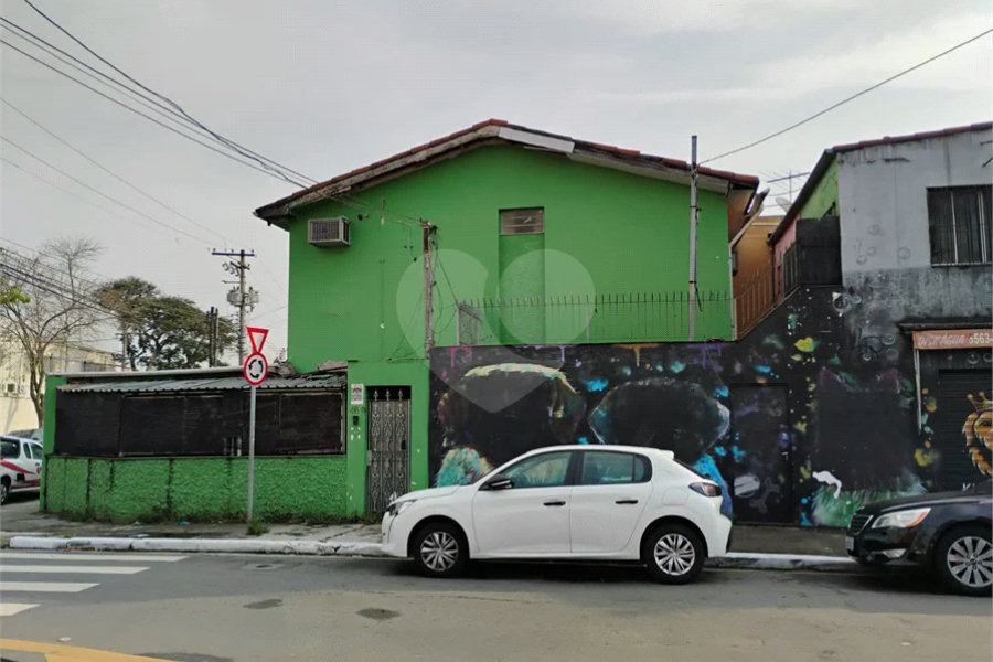 Sobrado na Vila Santa Catarina — 121 m² | Esquina Estratégica