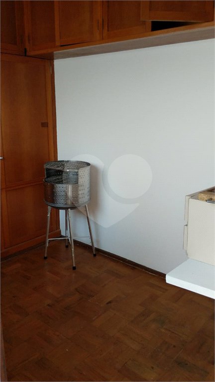Apartamento à venda no bairro Bela Vista.