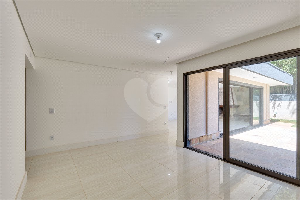 Casa Térrea à venda com 4 quartos, sendo 3 suítes, em Jardim Prudência, São Paulo, SP