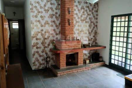 Chácara à venda com 5 quartos, sendo 4 suítes, em Week-end, Jarinu, SP