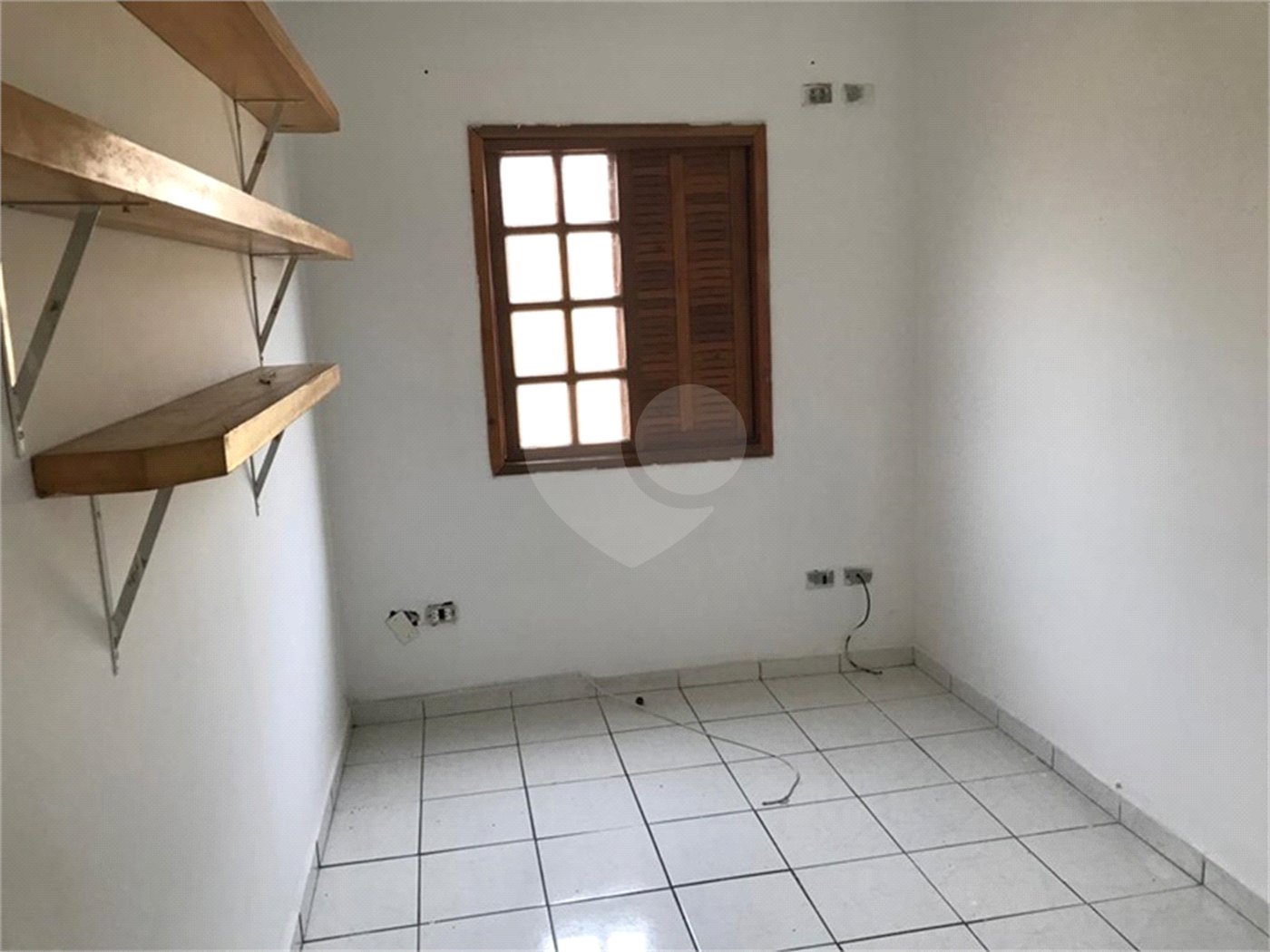 Casa para alugar com 3 quartos, sendo 1 suíte, em Vila Isolina Mazzei, São Paulo, SP