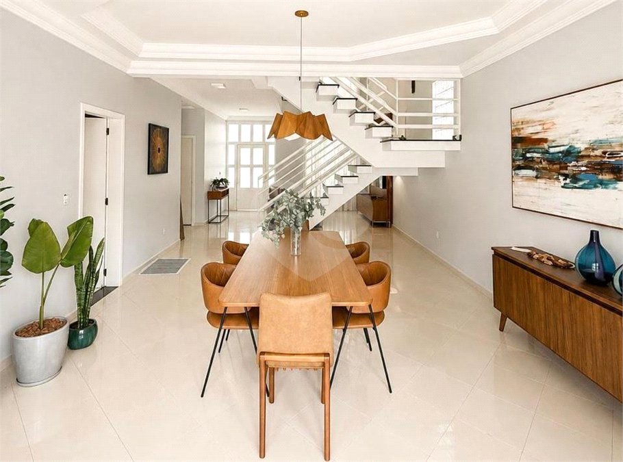 Casa à venda com 4 suítes no condomínio Tivoli, Sorocaba - SP
