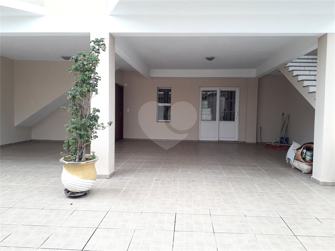 Sobrado à venda com 3 quartos, sendo 1 suíte, em Lar São Paulo, São Paulo, SP