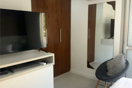 Casa à venda com 3 quartos, sendo 1 suíte, no condomínio Villas de São Francisco, São Paulo - SP