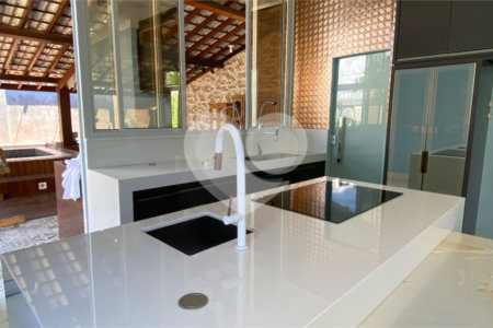 Casa à venda com 4 suítes em Orla Norte, Porto Seguro, BA