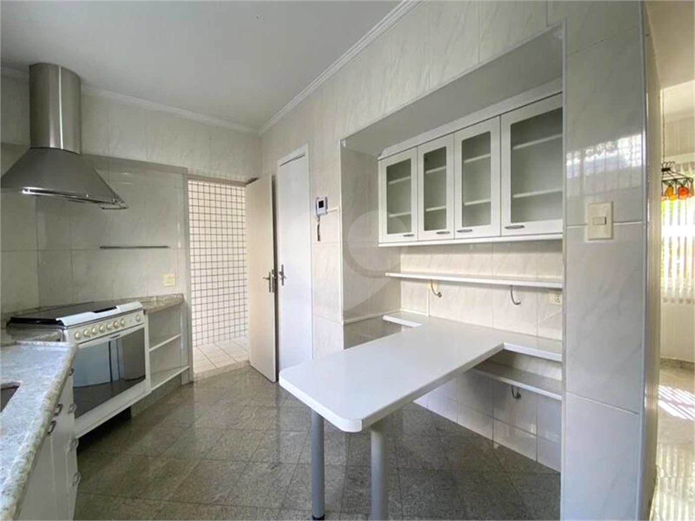 Casa Térrea à venda com 4 quartos, sendo 2 suítes, em Jardim Floresta, São Paulo, SP