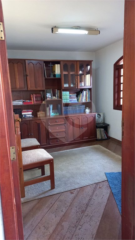 Sobrado à venda com 3 quartos, sendo 1 suíte, em Jardim Flórida, São Roque, SP