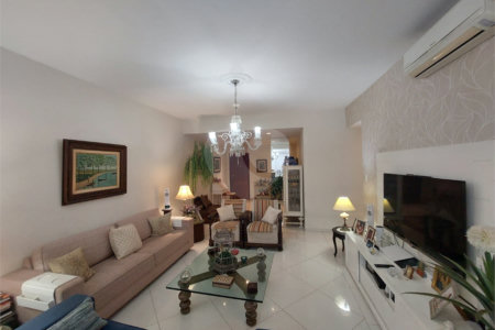 Apartamento à venda com 3 quartos, sendo 1 suíte, em Tijuca, Rio de Janeiro, RJ
